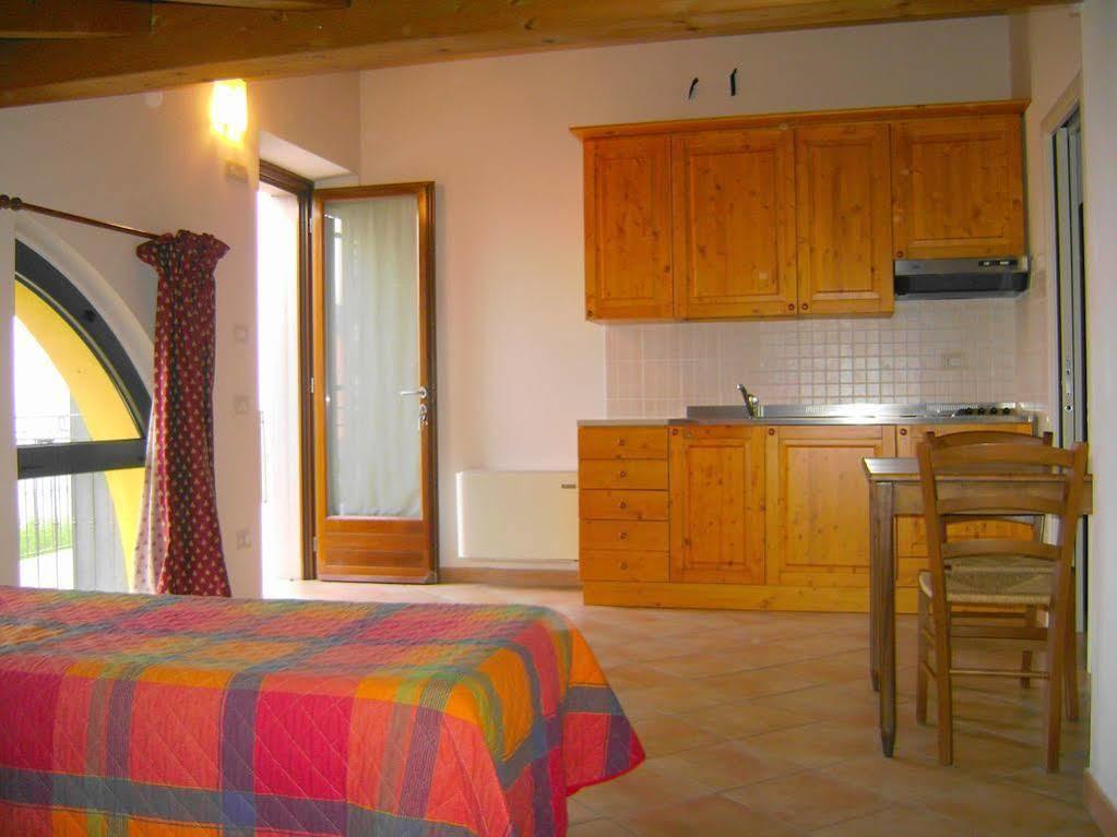 Agritur Le Sigalette Hotel Salionze Bagian luar foto