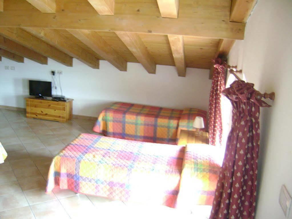 Agritur Le Sigalette Hotel Salionze Bagian luar foto